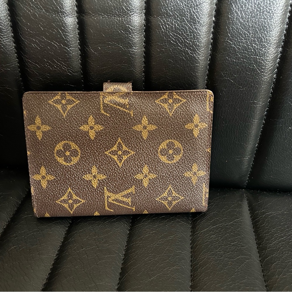 Louis Vuitton Monogram Agenda - Picture 3 of 13